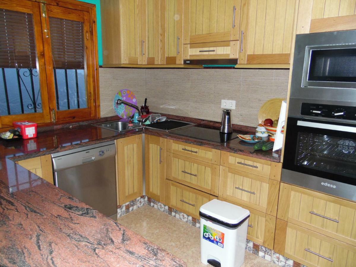 Cortijo De La Cruz Villa Iznájar Kültér fotó