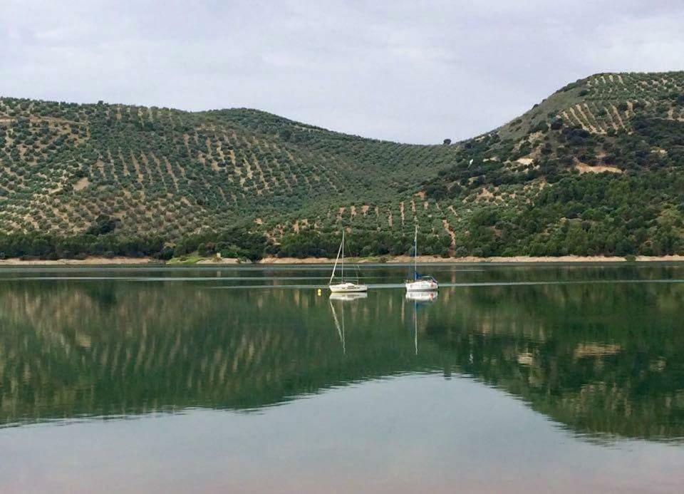 Cortijo De La Cruz Villa Iznájar Kültér fotó